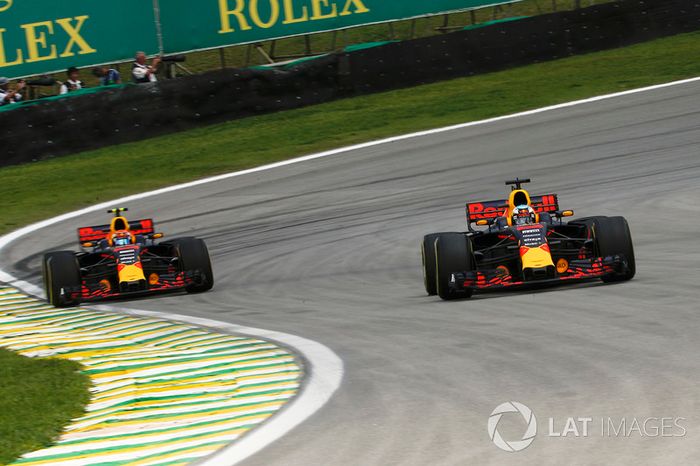 Max Verstappen, Red Bull Racing RB13 and Daniel Ricciardo, Red Bull Racing RB13