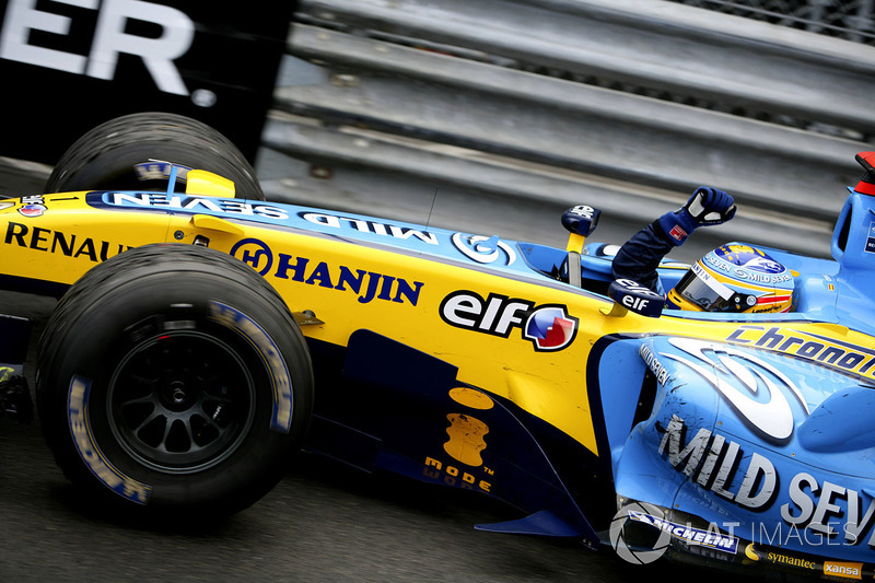 1: Fernando Alonso: 239 grandes premios (el 79,40% de los disputados)