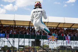 Lewis Hamilton, Mercedes AMG F1, celebrates pole