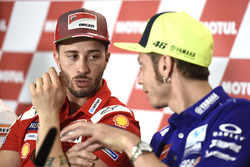 Андреа Довіціозо, Ducati Team, Валентино Россі, Yamaha Factory Racing