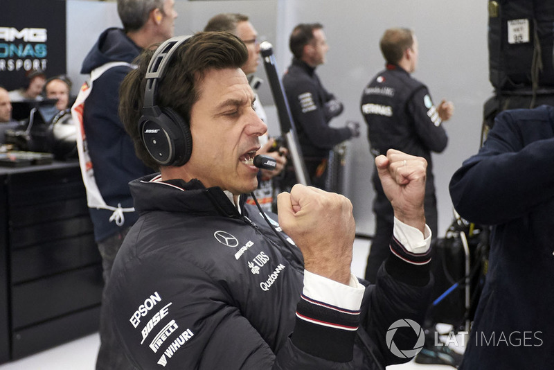 Lewis Hamilton 78. rajtelsősége az F1-ben