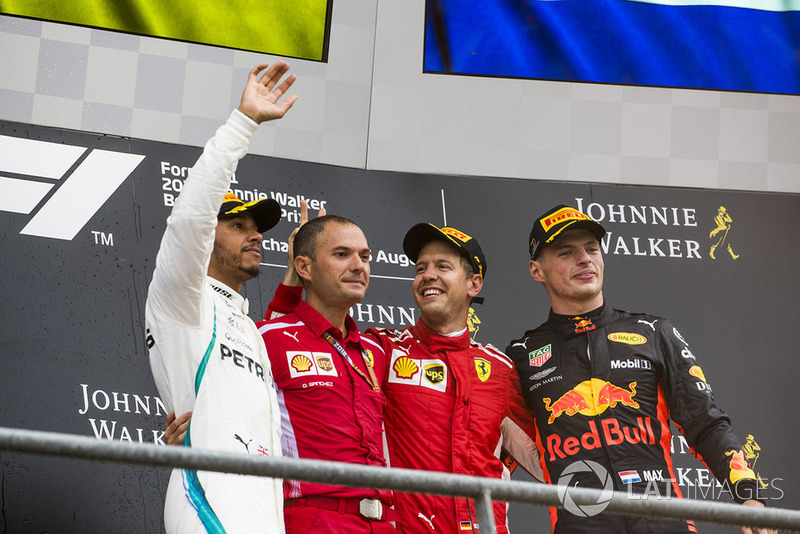 Lewis Hamilton, Mercedes AMG F1, David Sanchez, Ferrari, Sebastian Vettel, Ferrari, y Max Verstappen, Red Bull Racing