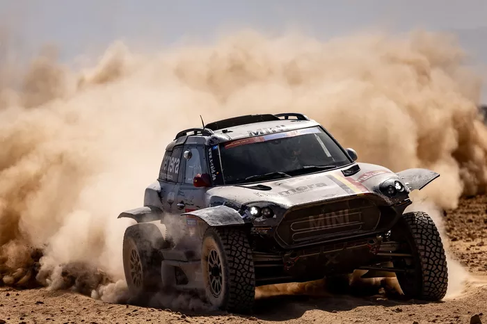 #222 X-Raid Mini JCW Team Mini : Guillaume De Mevius, Mathieu Baumel