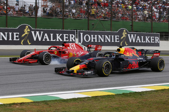 Daniel Ricciardo, Red Bull Racing RB14 en Sebastian Vettel, Ferrari SF71H