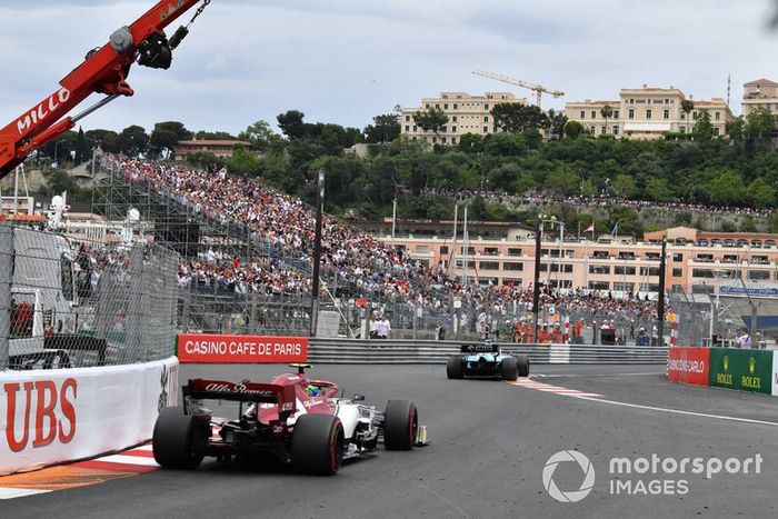 Robert Kubica, Williams FW42, Antonio Giovinazzi, Alfa Romeo Racing C38