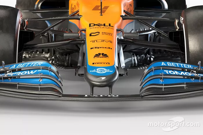 Detalle delantero del McLaren MCL35M