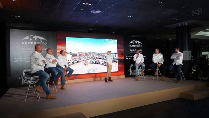 Presentación del equipo RumboZero Mercedes-Benz, Dakar Classic 2022