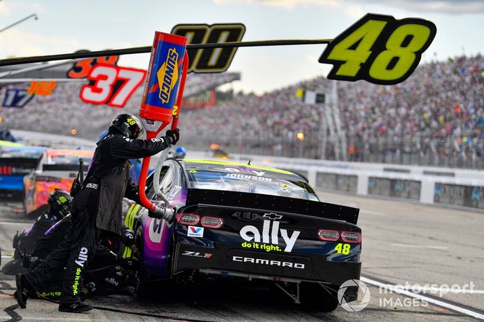  Jimmie Johnson, Hendrick Motorsports, Chevrolet Camaro Ally