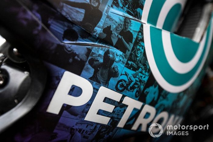 Petronas Yamaha SRT, decoración carrera de casa