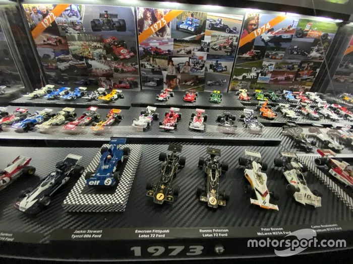 Colección de coches miniatura de F1