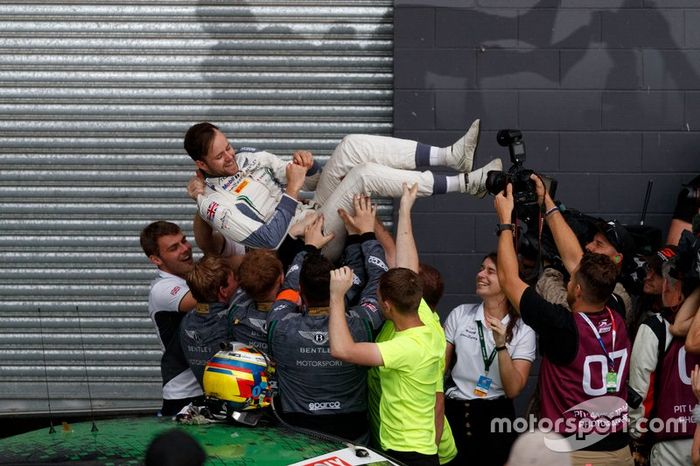 Winner #7 Bentley Team M-Sport Bentley Continental GT3: Jules Gounon