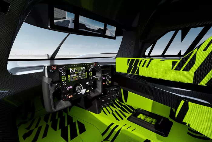 Cabina del Peugeot Hypercar 9X8
