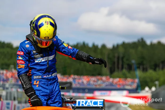Tercer lugar Lando Norris, McLaren , en Parc Ferme