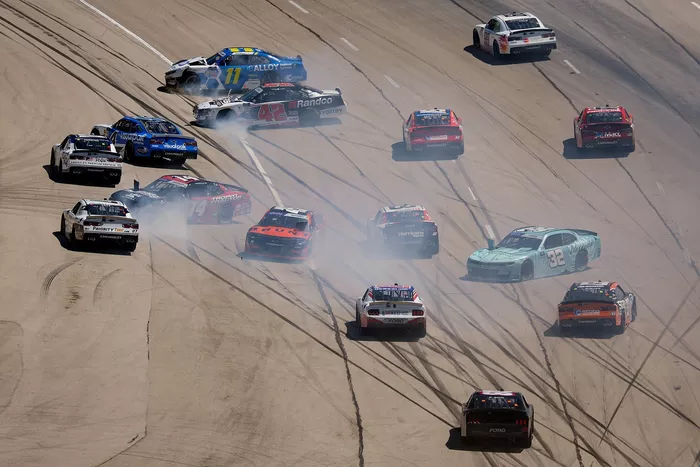 Anothony Alfredo, Young's Motorsports Chevrolet, Josh Williams, Kaulig Racing Chevrolet, Garrett Smithley, SS Greenlight Racing, Vincente Salas, Alpha Prime Racing Chevrolet, Katherine Legge, Jordan Anderson Racing Chevrolet