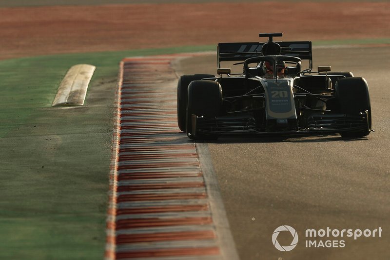 15º Kevin Magnussen, Haas F1 Team VF-19, 1:17.565 (neumáticos C5, día 8)