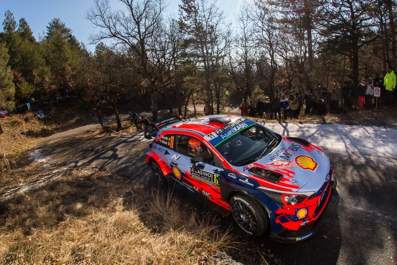 Тьєррі Ньовілль, Ніколя Жільсуль, Hyundai Motorsport Hyundai i20 Coupe WRC