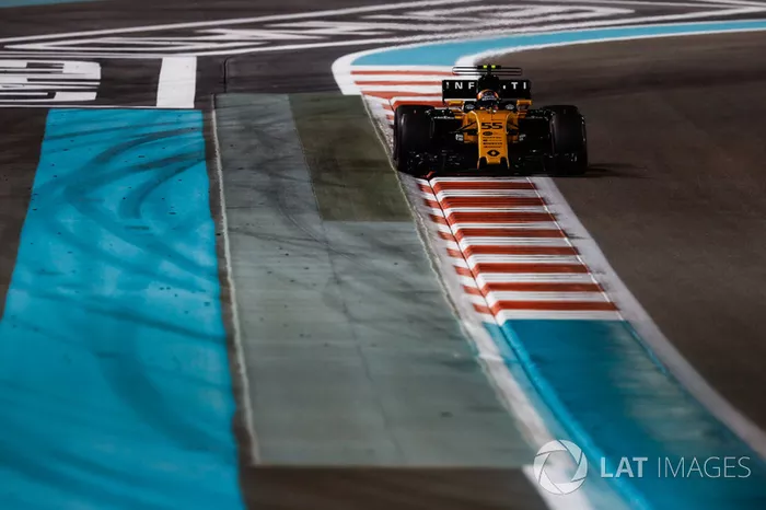 Carlos Sainz Jr., Renault Sport F1 Team RS17