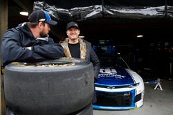 Dale Earnhardt Jr. with Alex Bowman, Hendrick Motorsports, Chevrolet Camaro Nationwide miembros de e