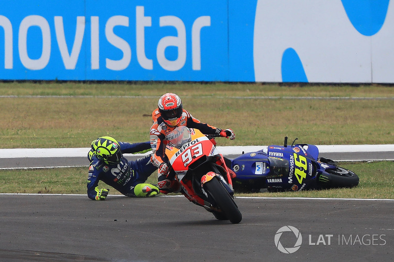 Accidente de Marc Márquez, Repsol Honda Team y Valentino Rossi, Yamaha Factory Racing