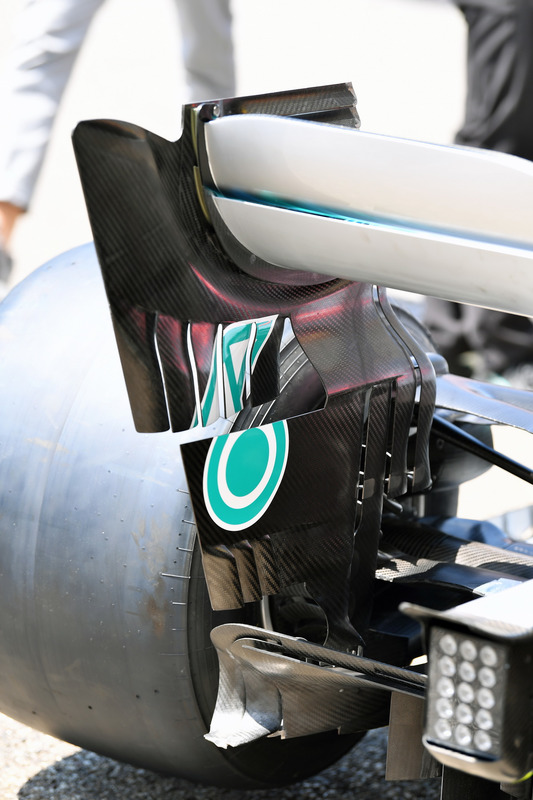 Mercedes-AMG F1 W09 rear wing