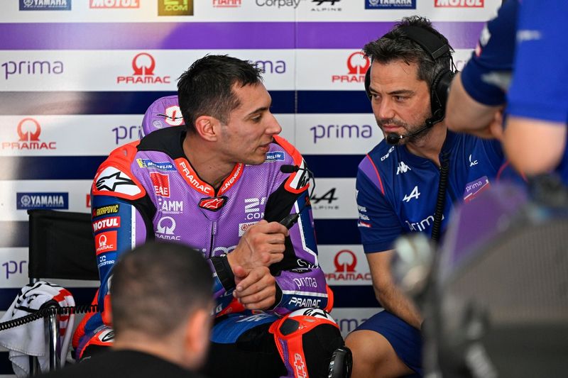 Toprak Razgatlioglu et son chef mécanicien (Pramac Racing)