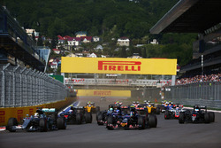 Льюис Хэмилтон, Mercedes AMG F1 Team W07