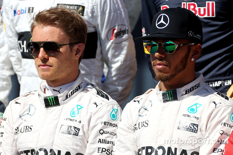 Nico Rosberg, Mercedes AMG F1 Team and Lewis Hamilton, Mercedes AMG F1 Team