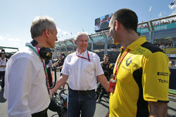 Guillaume Boisseau, Renault Group Brands Director with Dr Helmut Marko, Red Bull Motorsport Consultant and Cyril Abiteboul, Renault Sport F1 Managing Director