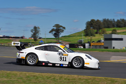 #911 Walkinshaw GT3, Porsche 911 GT3-R: John Martin, Duvashen Padayachee