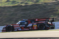 #8 Audi Sport Team Joest Audi R18 e-tron quattro: Lucas di Grassi, Loic Duval, Oliver Jarvis