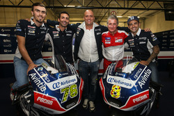 Loris Baz und Hector Barbera, Avintia Racing, Ducati mit dem Team