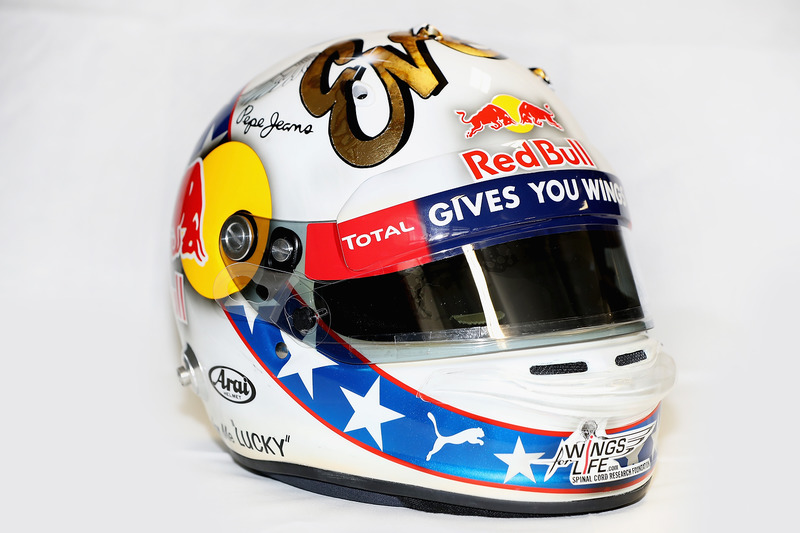 El casco edición especial inspirado en Evel Knievel que utilizará Daniel Ricciardo, Red Bull Racing