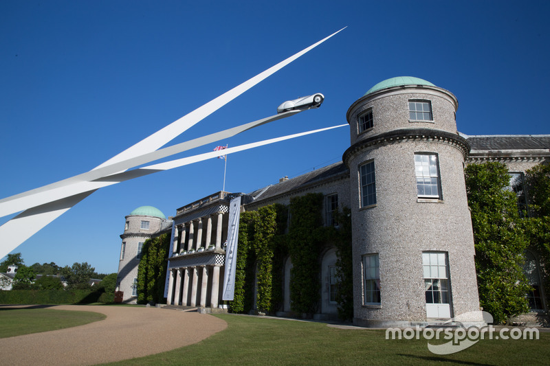 Display BMW a Goodwood