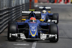 Felipe Nasr, Sauber C35, devant son coéquipier Marcus Ericsson, Sauber C35