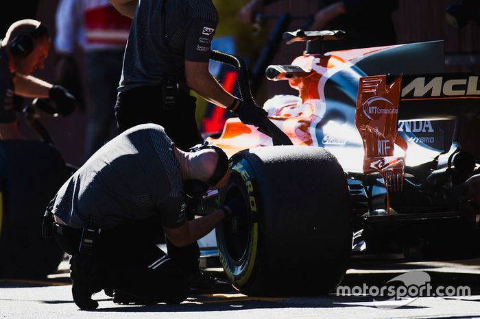 Fernando Alonso, McLaren MCL32