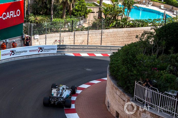 Valtteri Bottas, Mercedes-Benz F1 W08 Hybrid