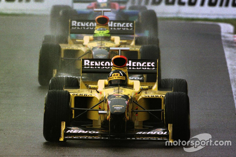 Damon Hill, Jordan 198 Mugen-Honda, Ralf Schumacher, Jordan 198 Mugen-Honda ve Jean Alesi, Sauber C17-Petronas