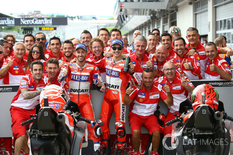 Second and third place after qualifying for Andrea Dovizioso, Ducati Team, Jorge Lorenzo, Ducati Tea