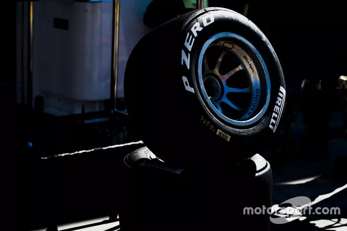 Pirelli tyres