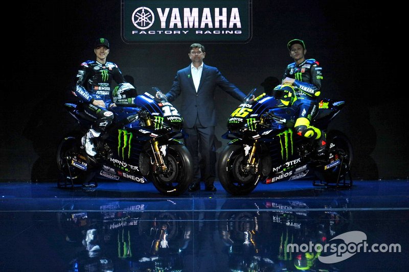 Гонщики Yamaha Factory Racing Валентино Росси и Маверик Виньялес