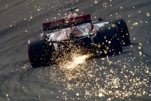 Vonken bij Kimi Raikkonen, Alfa Romeo Racing C38