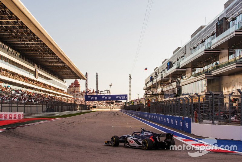 Artem Markelov n'a pu faire mieux qu'une décevante 19e place