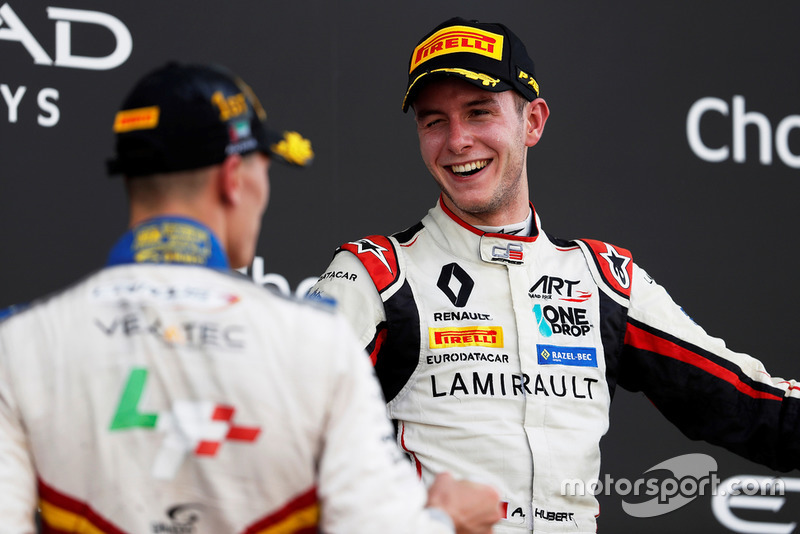 Anthoine Hubert, ART Grand Prix sur le podium avec Leonardo Pulcini, Campos Racing