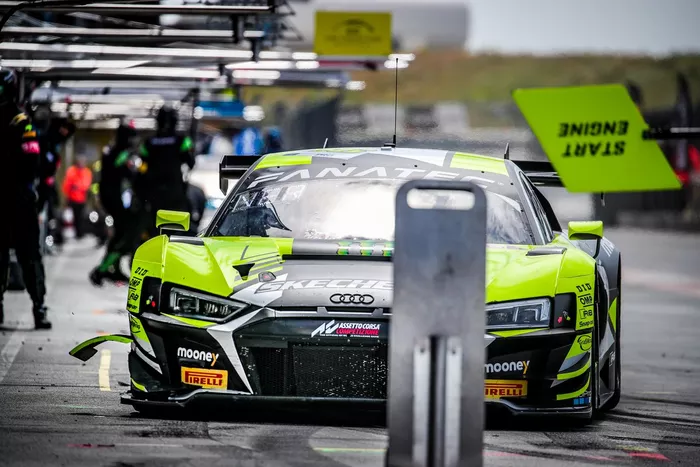 #46 Team WRT, Audi R8 LMS Evo II: Frédéric Vervisch, Valentino Rossi