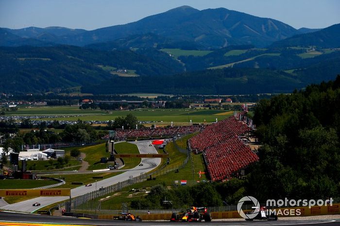 Max Verstappen, Red Bull Racing RB15, Kimi Raikkonen, Alfa Romeo Racing C38, Lando Norris, McLaren MCL34