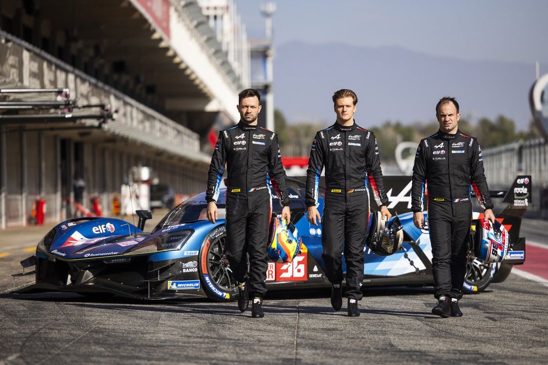 #36 Alpine A424: Nicolas Lapierre, Matthieu Vaxiviere, Mick Schumacher 