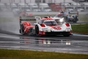 #6 Team Penske Motorsport Porsche 963: Nick Tandy, Mathieu Jaminet