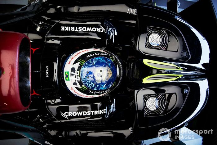 Valtteri Bottas, Mercedes, en su cabina