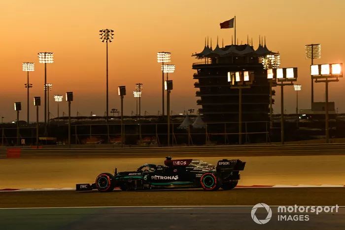 Lewis Hamilton, Mercedes W12