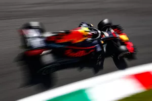 Max Verstappen, Red Bull Racing RB14 